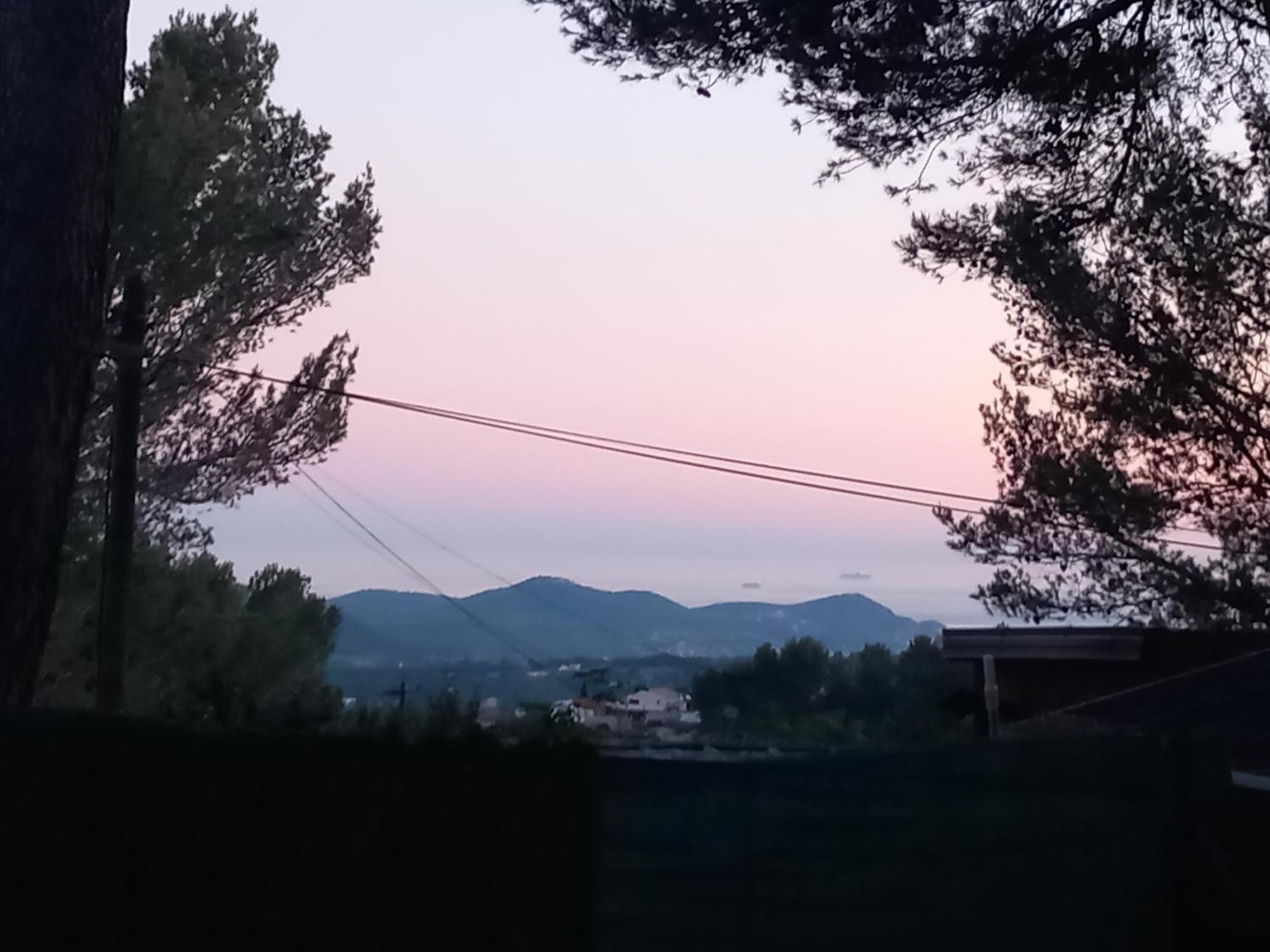 Mobilhome A Deux Pas Du Circuit Du Castellet Avec Terrasse Vue Mer Le Castellet  Exteriér fotografie